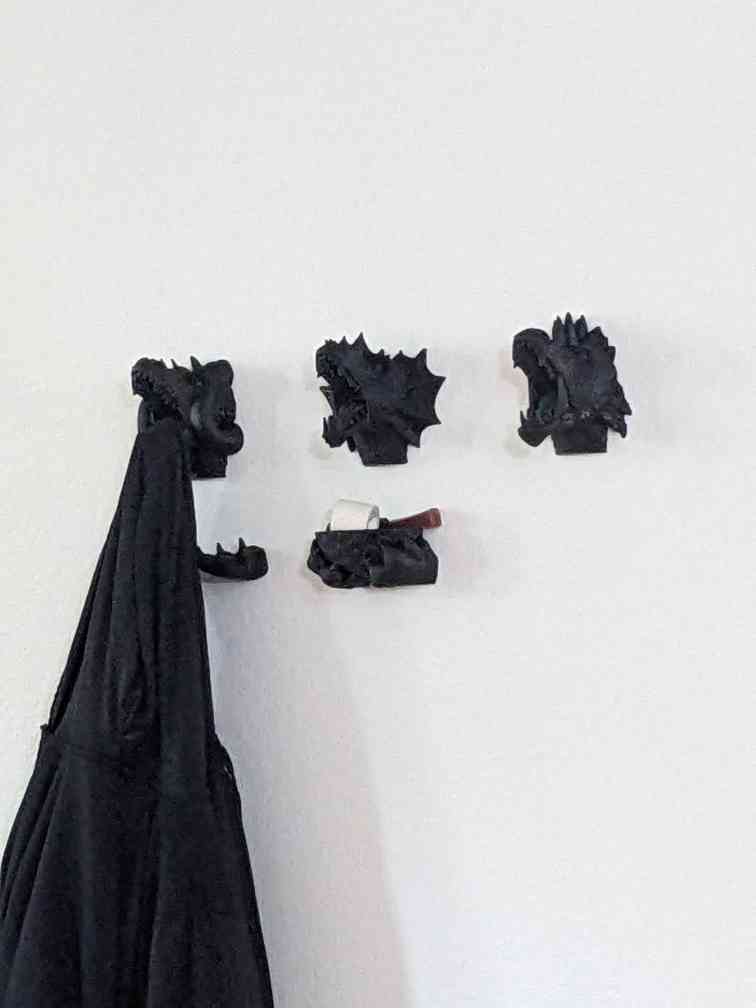 Wall Mountable Sea Dragon Head Coat/Bag Hanger
